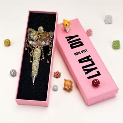 Bible Flip-page Golden Rhinestone Pen Vintage - Image 3