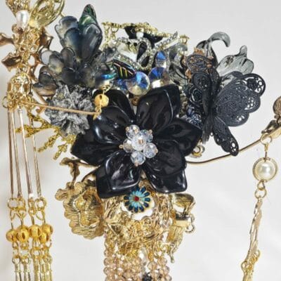 Black Gold Flower Series with Tassel Pen - Image 3