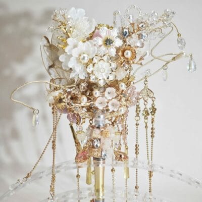 White Silk with Rose Butterfly with Tassel Pen - Image 4